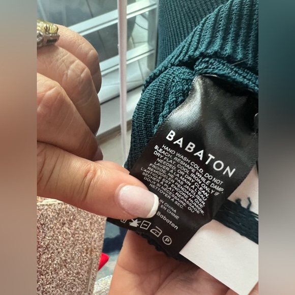 Aritzia Babaton Andre’s Sculpt Skirt in Herbage Green Size:2XS NWT With Callout - Picture 5 of 6